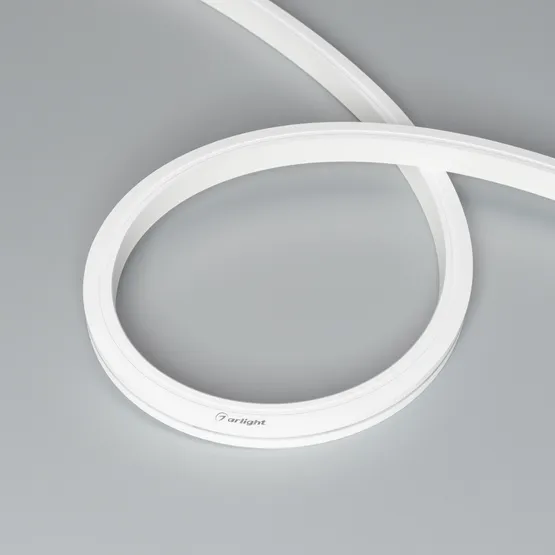 Фото #2 товара Светодиодная лента герметичная MOONLIGHT-TOP-A140-13x12mm 24V Day4000 (9.6 W/m, IP67, 5m, wire x2) (Arlight, Вывод боковой, 3 года)